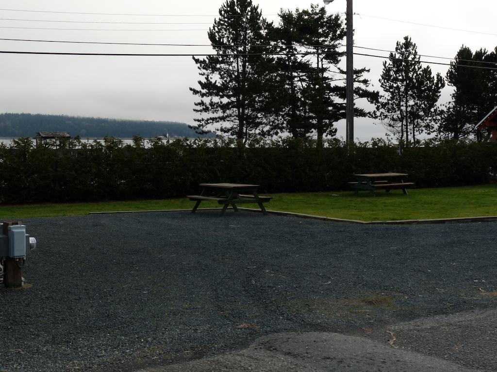 Driftwood By The Sea Inn Campbell River Δωμάτιο φωτογραφία